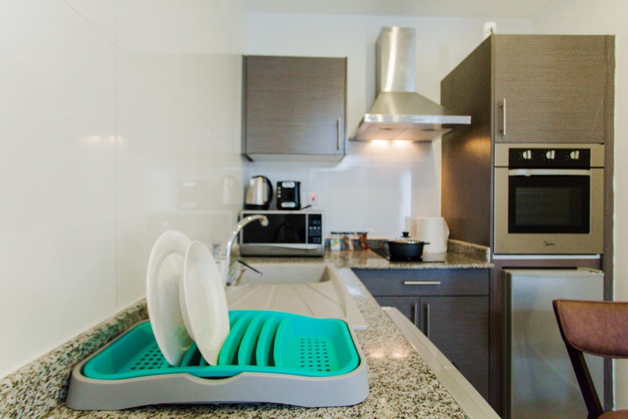Accra Luxury Apartments ภายนอก รูปภาพ