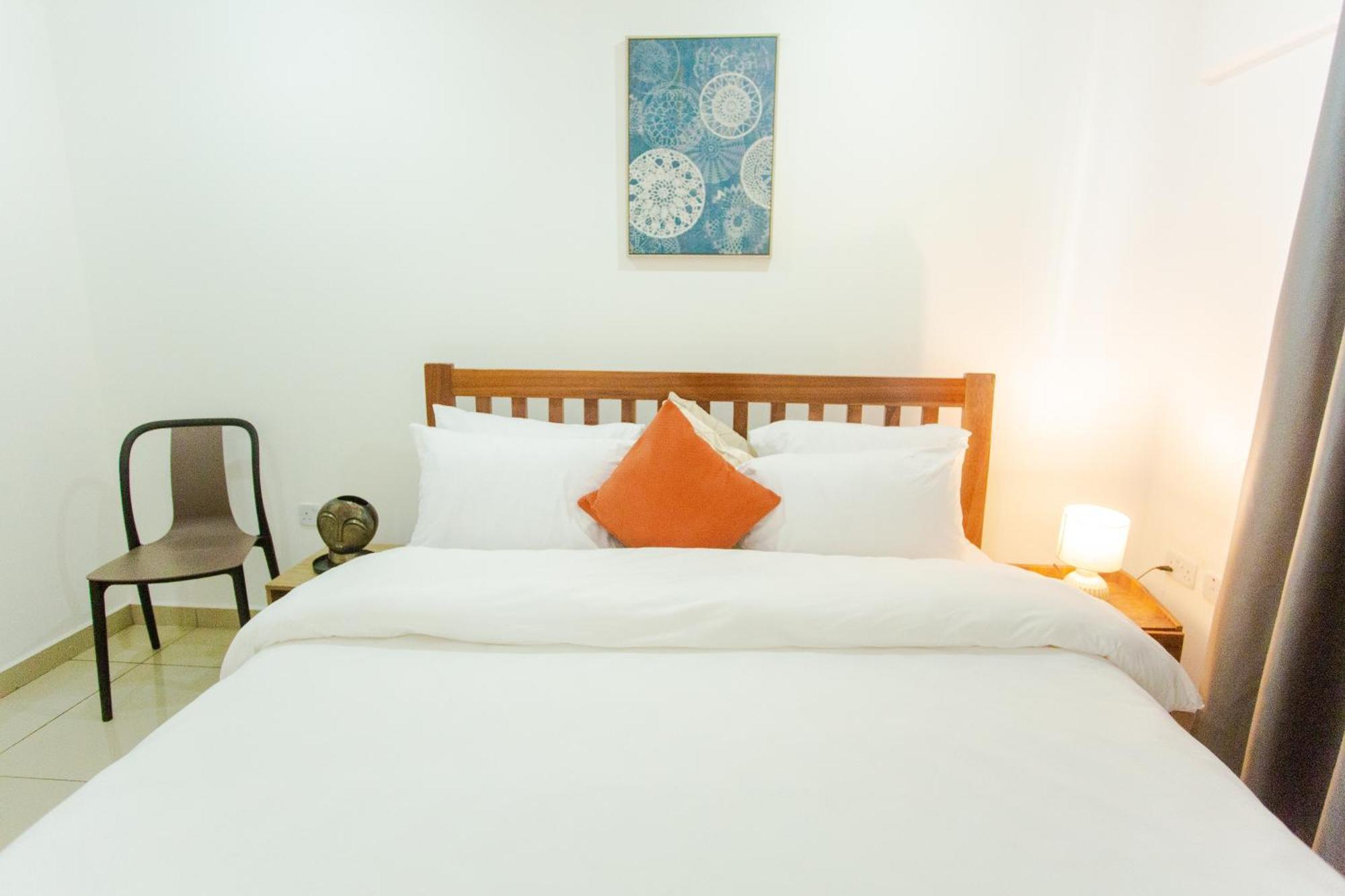 Accra Luxury Apartments ภายนอก รูปภาพ