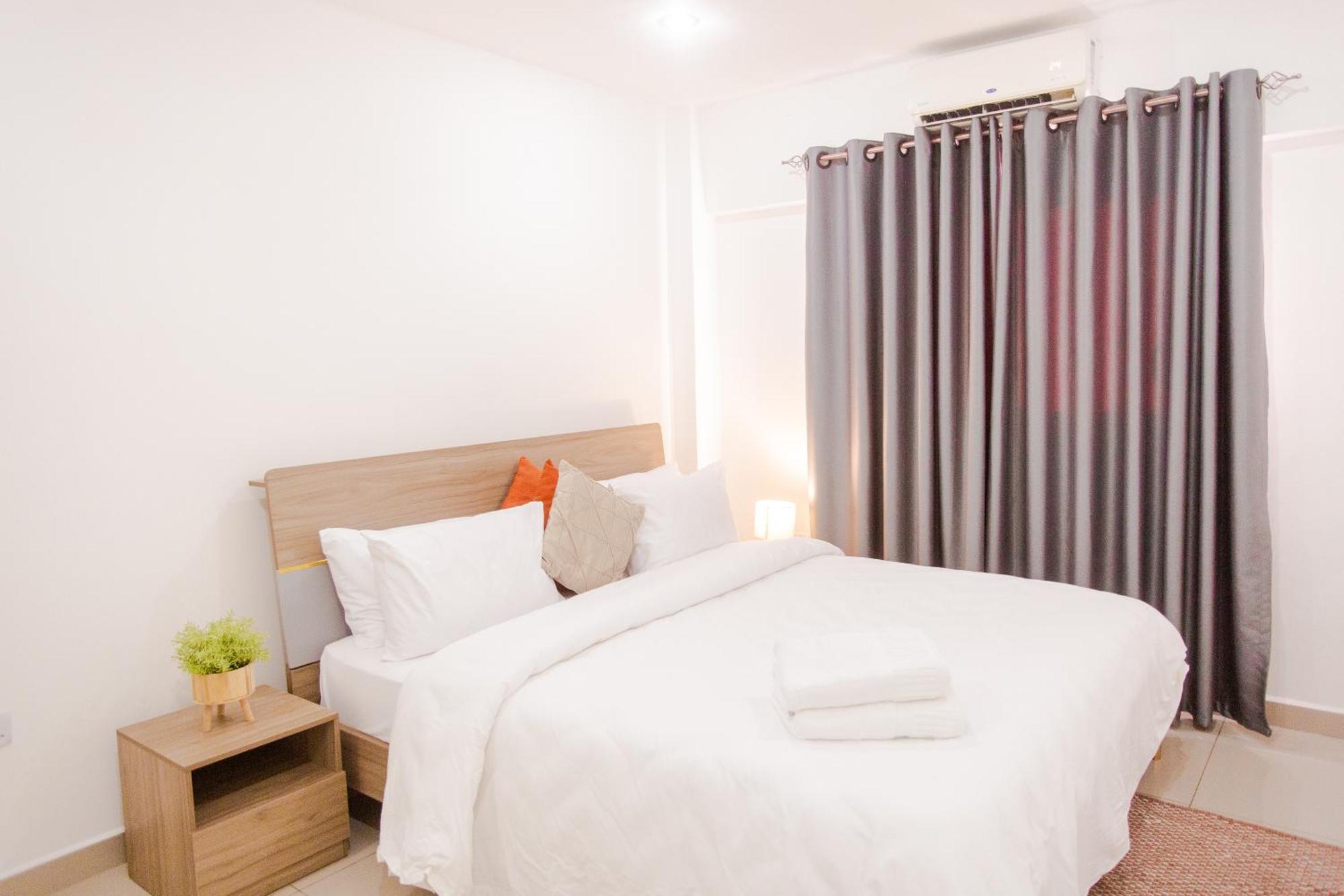 Accra Luxury Apartments ภายนอก รูปภาพ