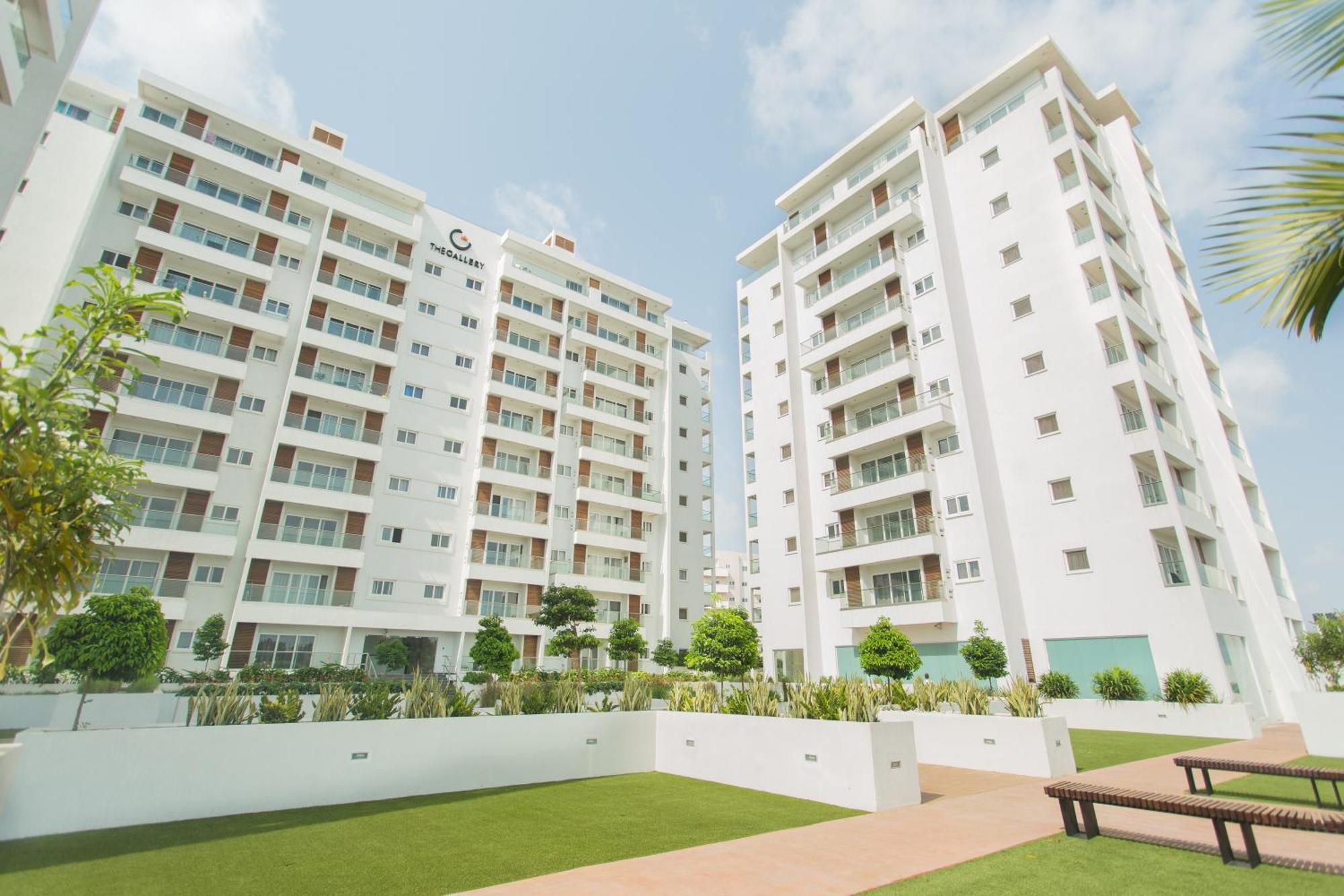 Accra Luxury Apartments ภายนอก รูปภาพ