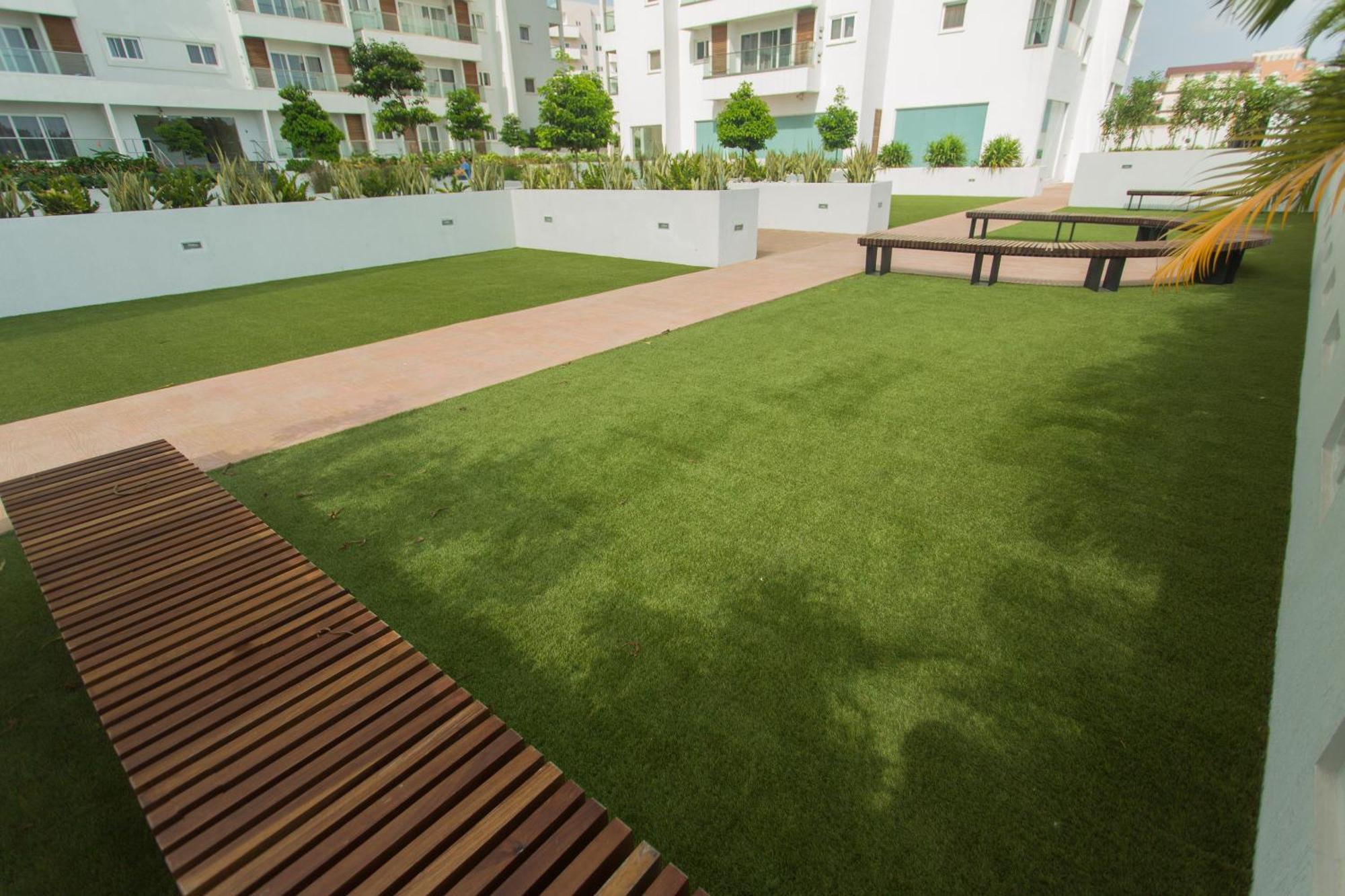 Accra Luxury Apartments ภายนอก รูปภาพ